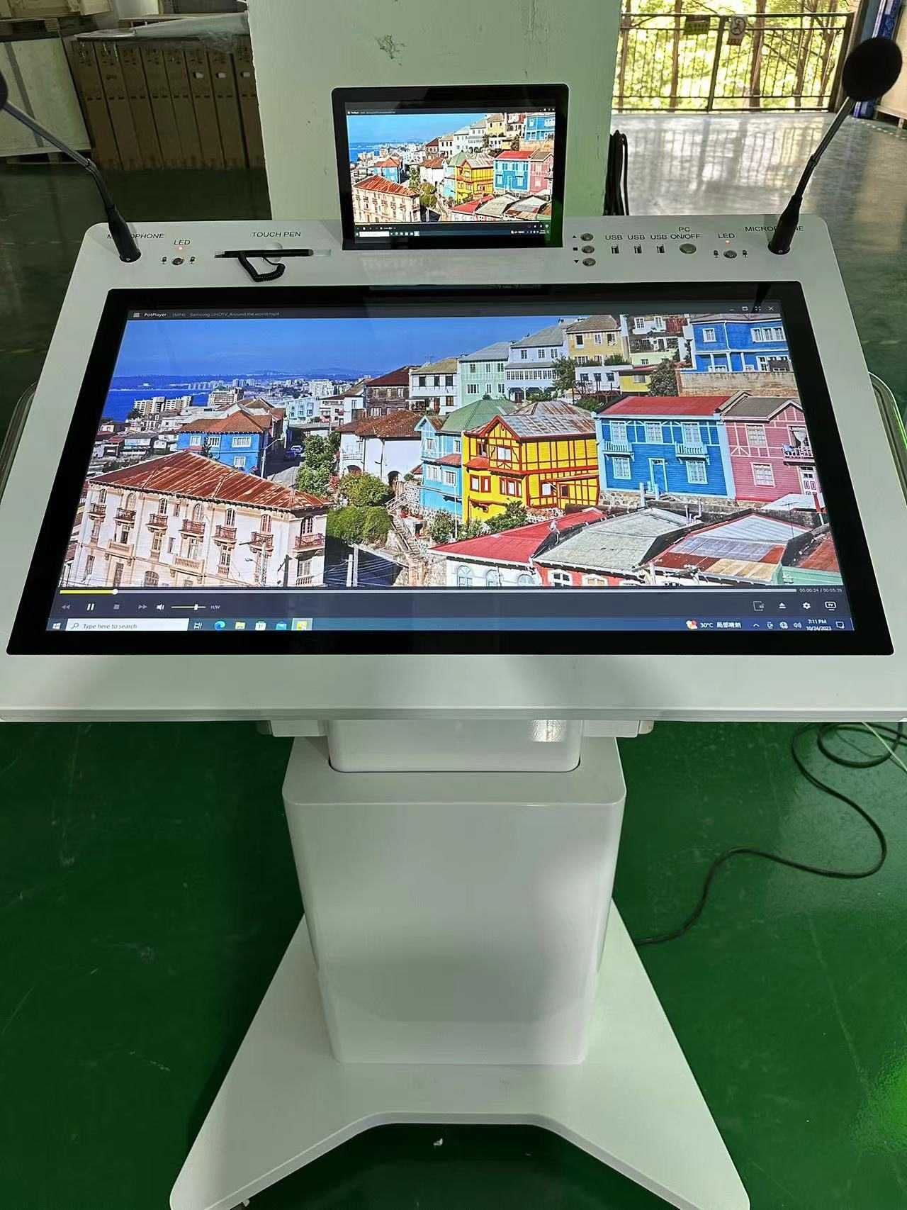 32 '' 'LCD Lecd Lectern Smart Double Screen المنصة