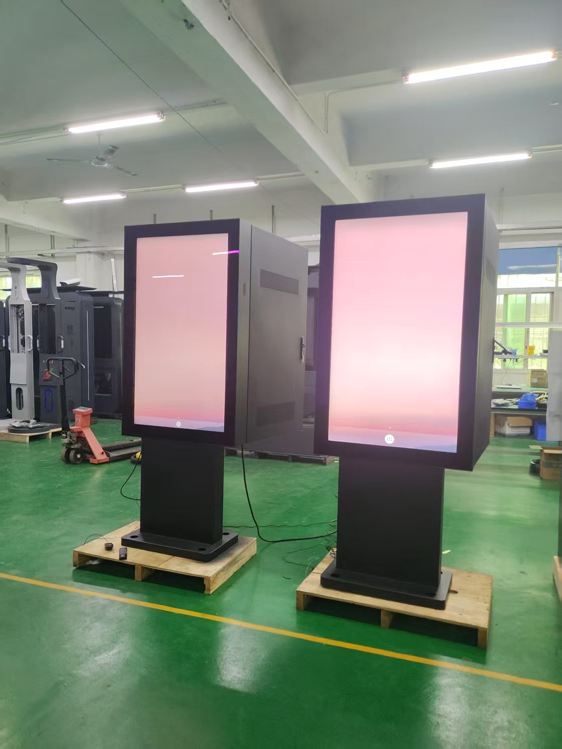 4K 43inch outdoor Kiosk Video Player IP66