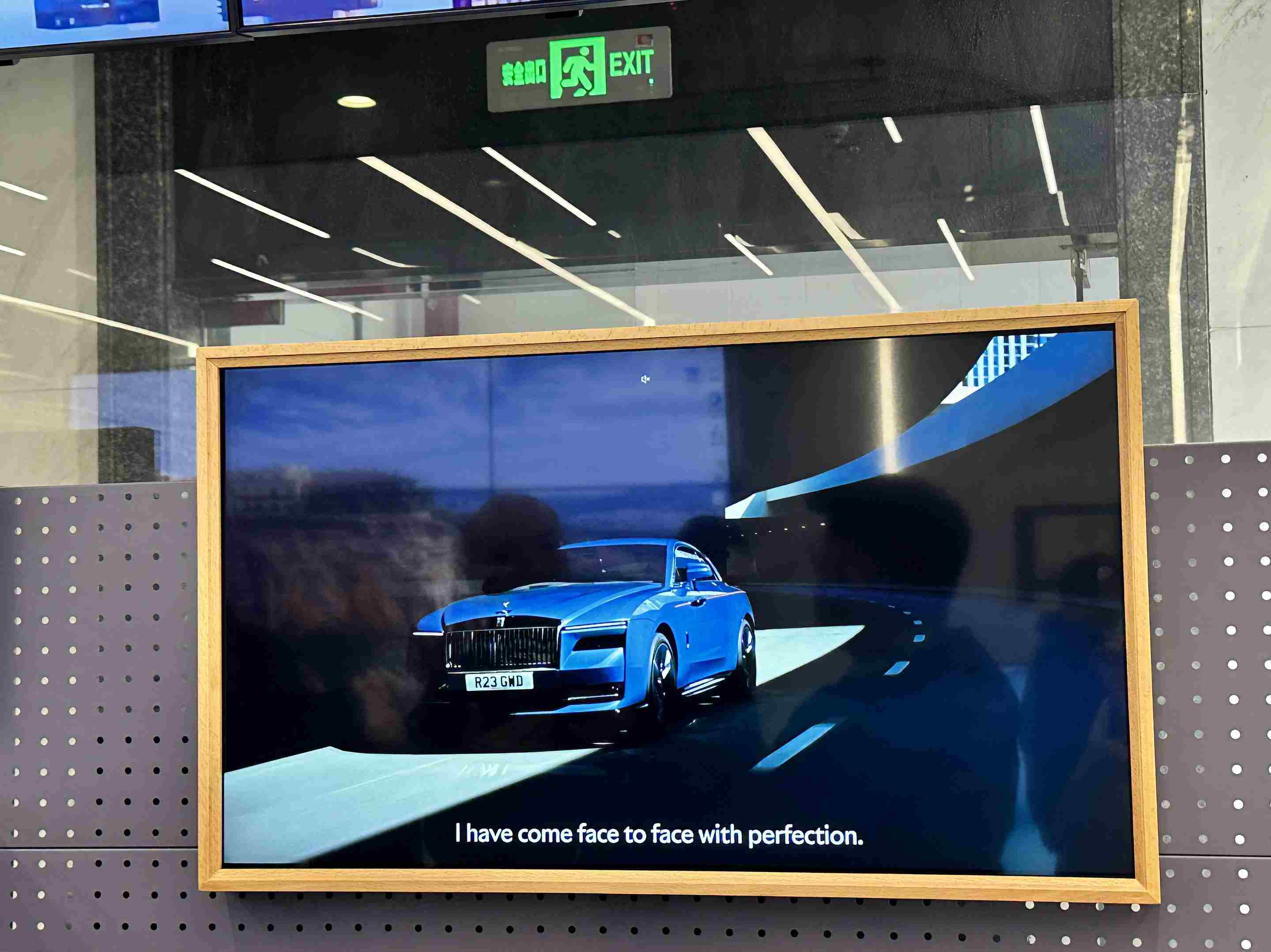 WIFI WIFI Wall Mount Digital Signage يعرض إطار الفن 18.5/21.5/32/43/55/65 WIFI WIFI Wall Mount Digital Signage يعرض إطار الفن 18.5/21.5/32/43/55/65